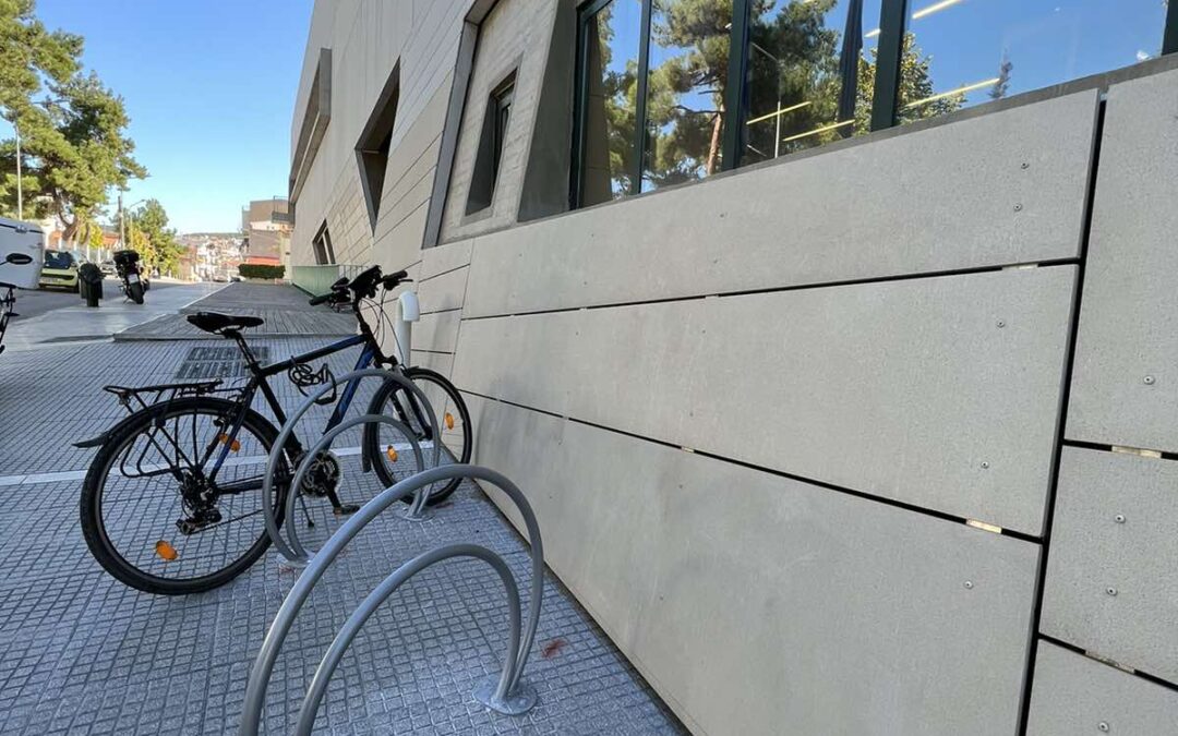 Επέκταση του δικτύου στάθμευσης ποδηλάτων με μπάρες σε οκτώ νέα σημεία